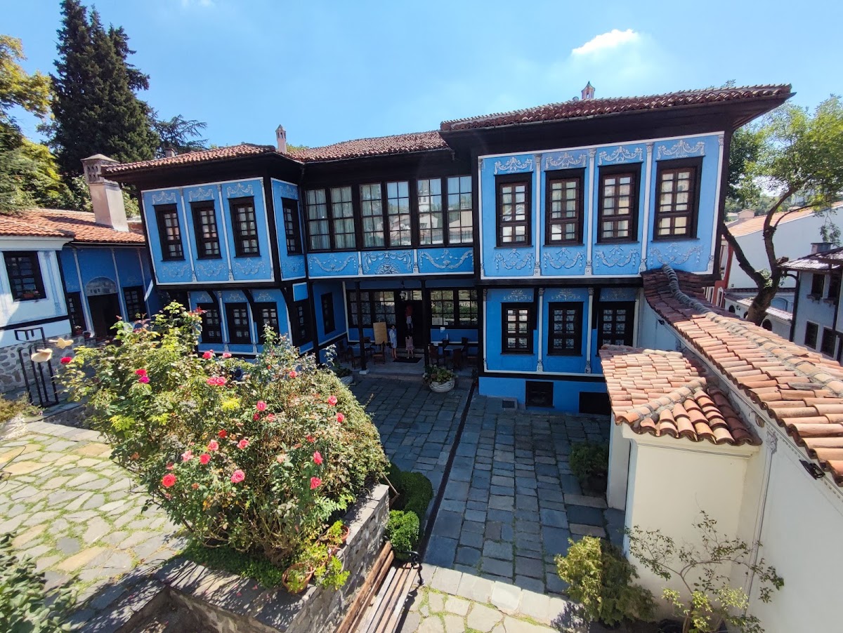 Hindliyan's House