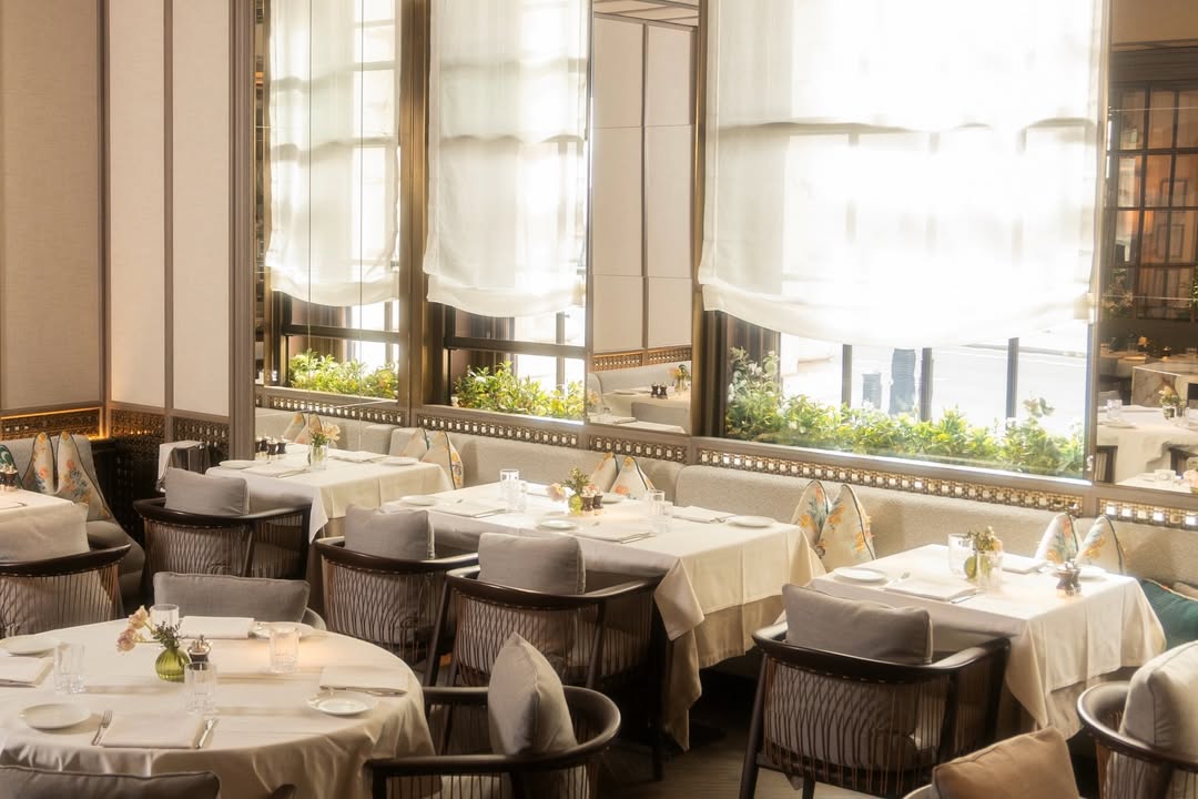 Paper Moon Restaurant, Westminster