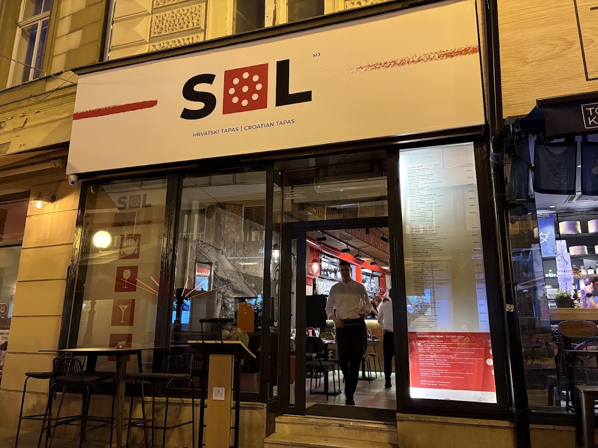 SOL hrvatski tapas/Croatian tapas
