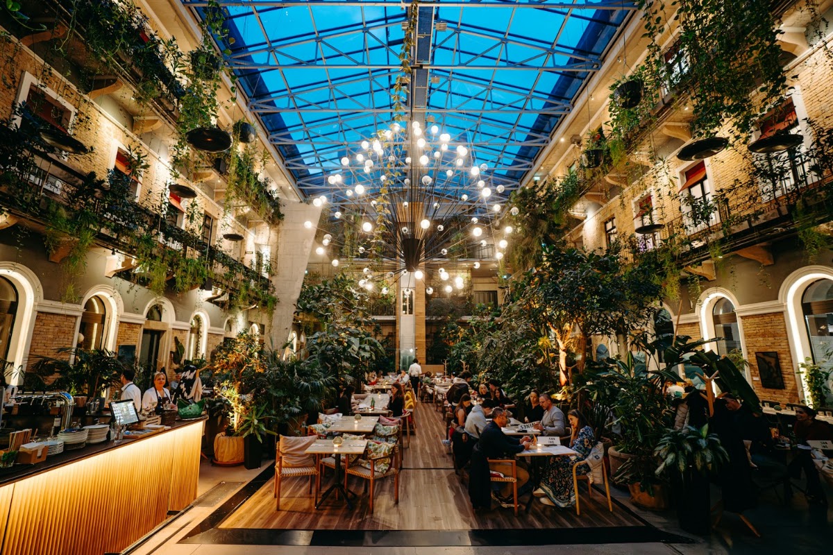 Twentysix Budapest Restaurant